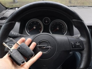 Dorabianie kluczy Opel Astra
