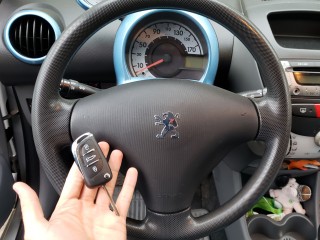 Dorobienie pilota Peugeot 107