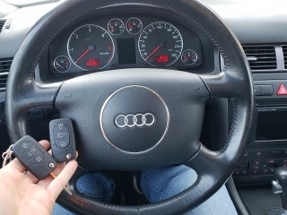 Dorabianie kluczy z pilotem Audi