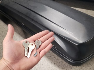 Dorobienie złamanego klucza do zamka bagażnika dachowego