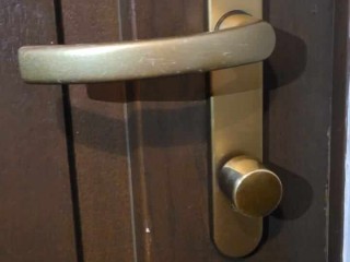 Wymiana wkładki w drzwiach z gałką Bielsko