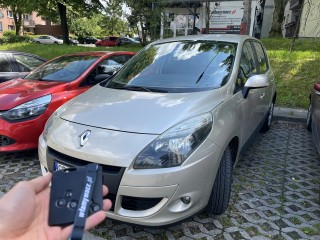Renault Scenic 2009 – nowa karta na zapas? Żaden problem!
