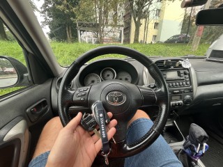 Dorabianie kluczy Toyota Rav4