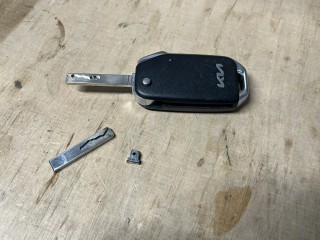 Dorabianie złamanych kluczy samochodowych