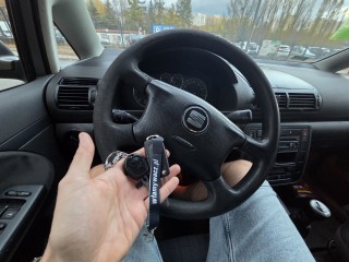 Specjalistyczne Dorabianie Kluczy Z Pilotem do Seata Alhambra w Bielsku-Białej