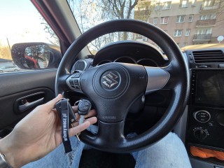 Nowy pilot do Suzuki – gotowy do działania!