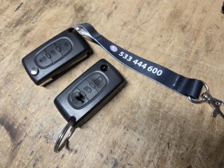 ​Twoje kluczyki do Citroëna lata świetności mają już za sobą? Przywrócimy im dawny blask!