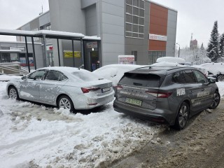 Zatrzaśnięte klucze w bagażniku Skoda Octavia