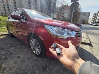 Kodowanie nowego klucza z pilotem, pełna funkcjonalność przywrócona!