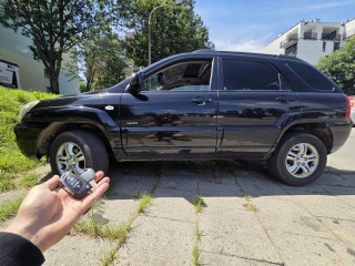​Nowy kluczyk z pilotem typu "scyzoryk" do Kia Sportage 2008