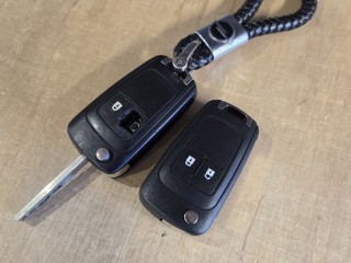 Wymiana obudowy pilota Opel Insignia