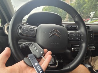 Dorobienie zapasowego klucza z immobilizerem do Citroëna C3